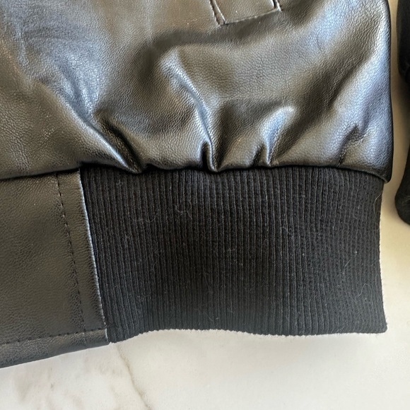 BUNDLE TIME!! 🥰 - Picture 5 of 9